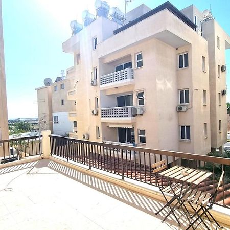 לרנקה Cozy Beach Apt, Near Airport With 100Mbit Internet מראה חיצוני תמונה