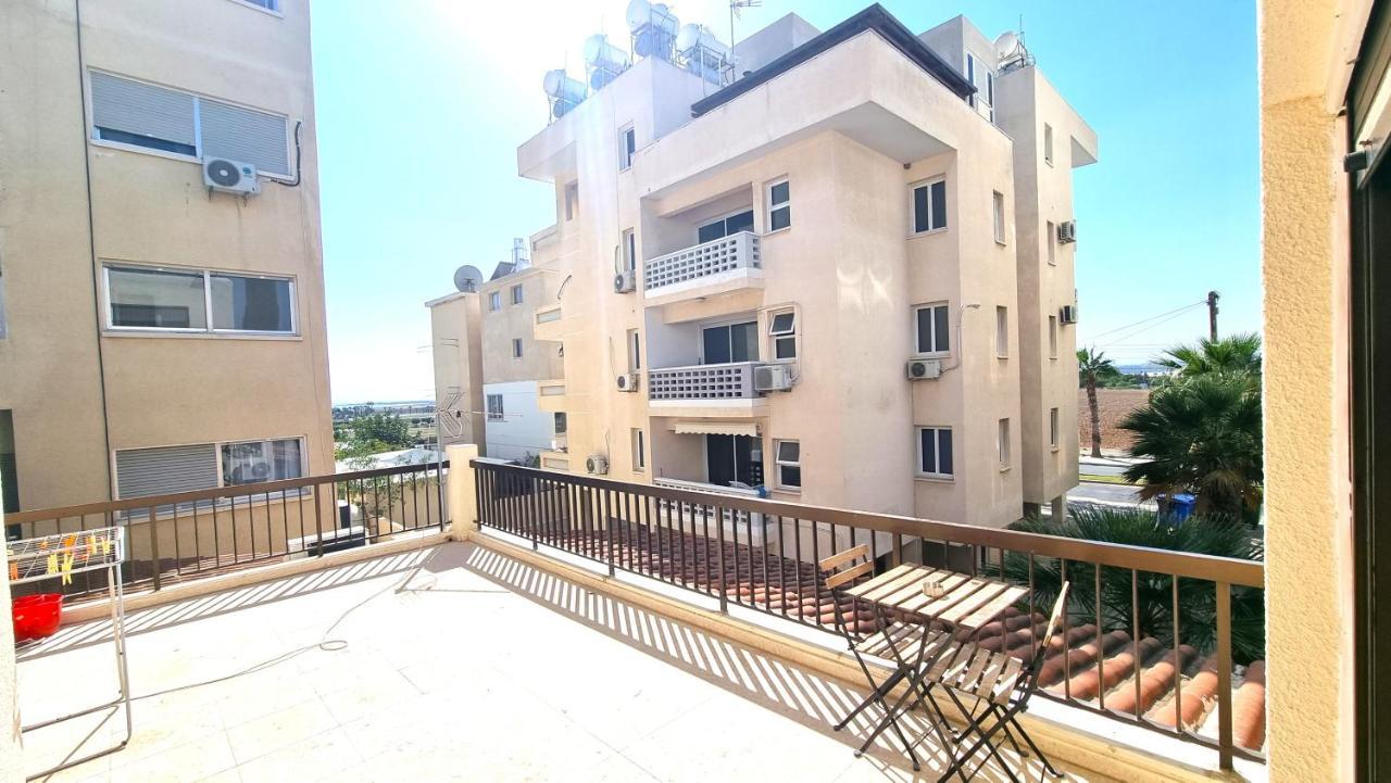 לרנקה Cozy Beach Apt, Near Airport With 100Mbit Internet מראה חיצוני תמונה